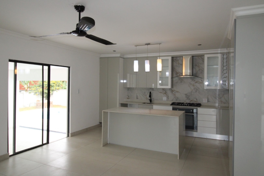5 Bedroom Property for Sale in Gonubie North Eastern Cape